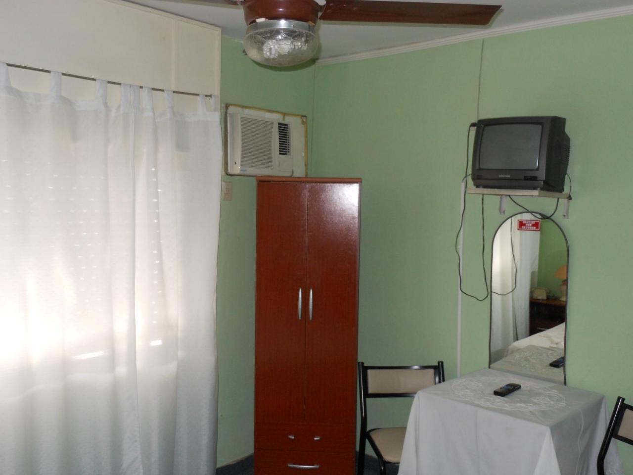 Hotel Los Robles Gualeguaychú Kültér fotó